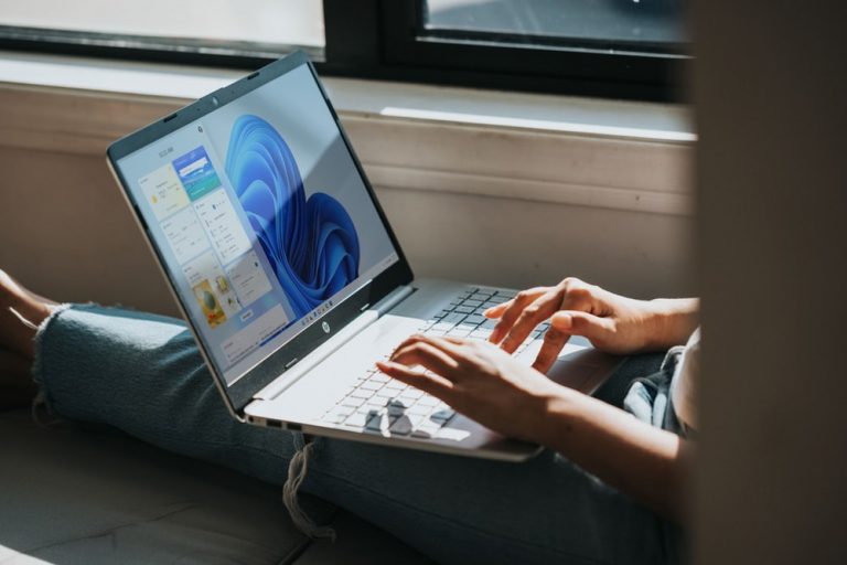 Microsoft libera apps de sistema Android no Windows 11