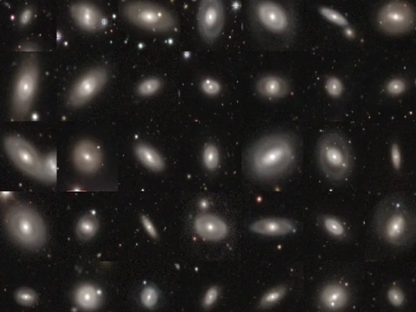 40 mil galáxias em anel